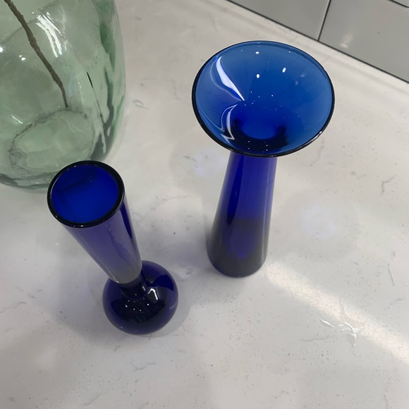 Swedish Mid Century MOD Cobalt Blue Vases - Picture 3 of 6